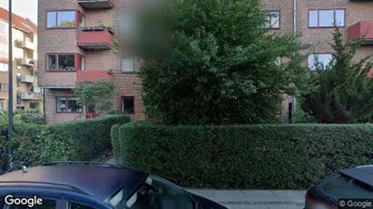 Lejligheder til salg i Charlottenlund - Foto fra Google Street View