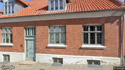 Lejligheder til salg i Ebeltoft - Foto fra Google Street View Lejligheder til salg i Ebeltoft - Foto fra Google Street View
