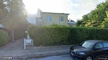 Lejligheder til salg i Charlottenlund - Foto fra Google Street View