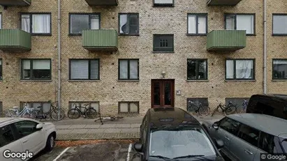 Lejligheder til salg i Charlottenlund - Foto fra Google Street View