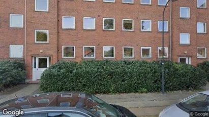 Lejligheder til salg i Charlottenlund - Foto fra Google Street View