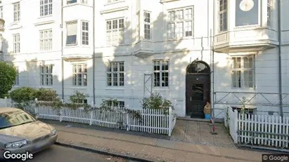 Lejligheder til salg i Charlottenlund - Foto fra Google Street View