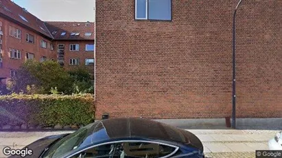 Lejligheder til salg i Charlottenlund - Foto fra Google Street View