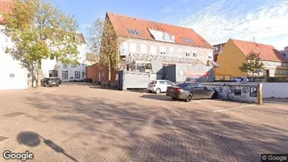 Lejligheder til leje i Odense C - Foto fra Google Street View Lejligheder til leje i Odense C - Foto fra Google Street View