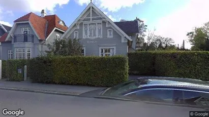 Lejligheder til salg i Nakskov - Foto fra Google Street View Lejligheder til salg i Nakskov - Foto fra Google Street View